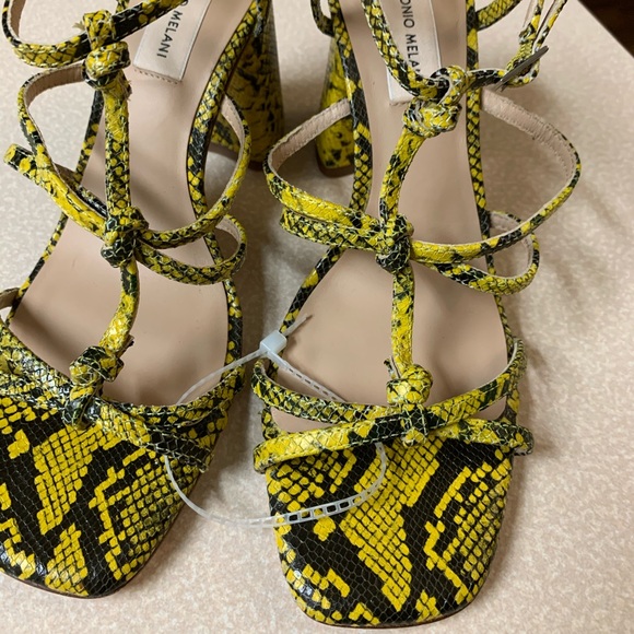 Antonio Melani Bayslie Leather Knotted Sandals - Picture 10 of 11